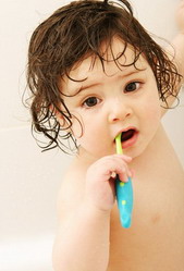 Brushing Teeth - Pediatric Dentist in Southington, Plainville, Chesire and Bristol, CT